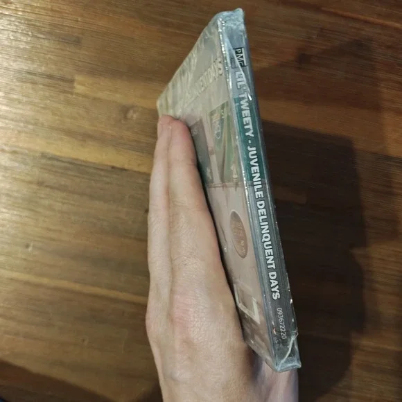 Lil' Tweety Juvenile Delinquent (CD) New Sealed 809367222021 2012 Parental Advis - Picture 4 of 4